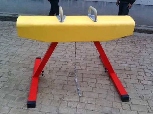 pommel horse